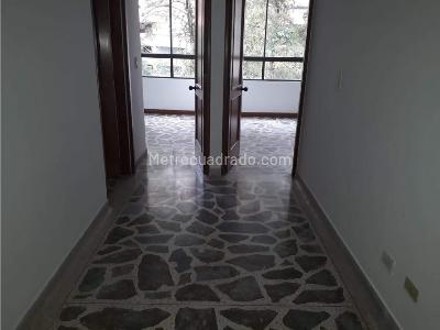 Apartamento en venta en El Poblado, Medellín · foto 9 de 17