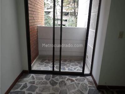 Apartamento en venta en El Poblado, Medellín · foto 10 de 17