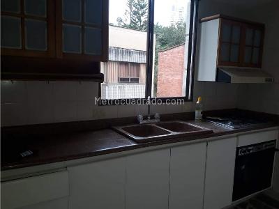 Apartamento en venta en El Poblado, Medellín · foto 11 de 17