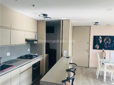 Apartamento de 2 alcobas en venta en El Poblado, Medellín, 79 m² · foto 5 de 9