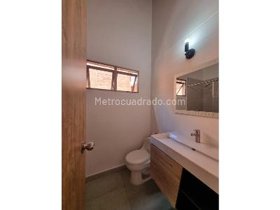 Casa de 4 alcobas en venta en Envigado, Envigado, 154 m² · foto 6 de 9