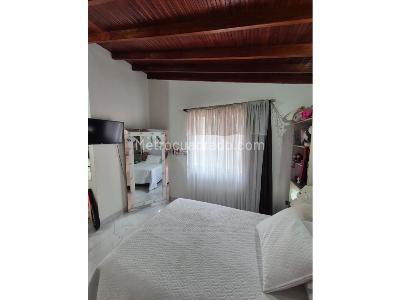 Casa de 5 alcobas en venta en Laureles, Medellín, 212 m² · foto 20 de 20