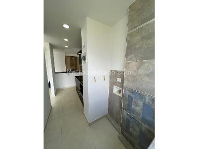 Apartamento de 3 alcobas en venta en Madera, Bello, 66 m² · foto 3 de 16
