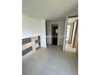 Apartamento de 3 alcobas en venta en Madera, Bello, 66 m² · foto 6 de 16