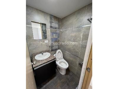 Apartamento de 3 alcobas en venta en Madera, Bello, 66 m² · foto 7 de 16