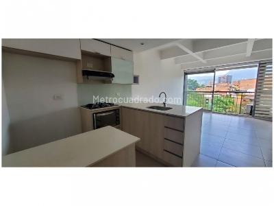 Apartamento de 1 alcoba en venta en Los Bernal, Medellín, 57 m² · foto 5 de 12