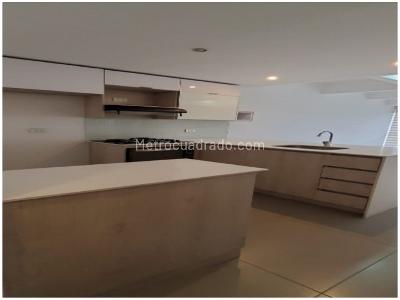 Apartamento de 1 alcoba en venta en Los Bernal, Medellín, 57 m² · foto 6 de 12