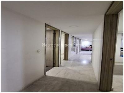 Apartamento de 5 alcobas en venta en Bello, Bello, 100 m² · foto 3 de 17