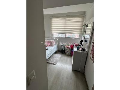 Apartamento de 3 alcobas en venta en Calasanz, Medellín, 99 m² · foto 10 de 12