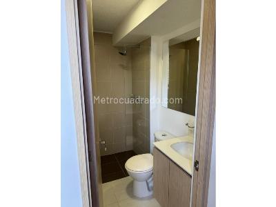 Apartamento de 3 alcobas en venta en Amazonia, Bello, 64 m² · foto 9 de 16