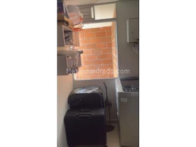 Apartamento de 3 alcobas en venta en Cabañas, Bello, 80 m² · foto 9 de 20