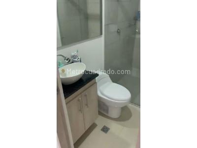 Apartamento de 3 alcobas en venta en Cabañas, Bello, 80 m² · foto 10 de 20