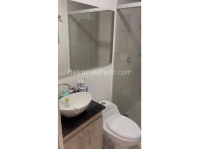 Apartamento de 3 alcobas en venta en Cabañas, Bello, 80 m² · foto 13 de 20