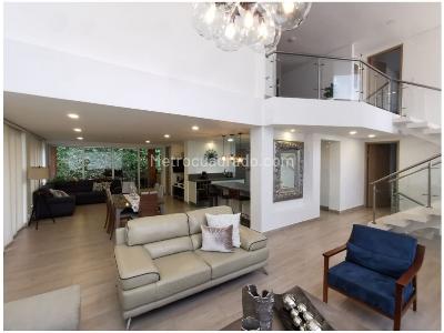Casa de 5 alcobas en venta en Cañaveralejo, Sabaneta, 696 m² · foto 14 de 20
