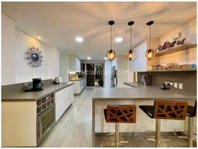 Casa de 5 alcobas en venta en Cañaveralejo, Sabaneta, 696 m² · foto 19 de 20