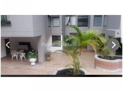 Apartamento de 4 alcobas en venta en Naranjal, Medellín, 166 m² · foto 2 de 18