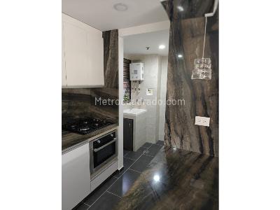 Apartamento en venta en San German, Medellín · foto 3 de 13