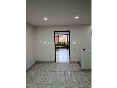 Apartamento de 3 alcobas en venta en Bello, Bello, 110 m² · foto 5 de 19