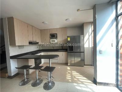 Casa en venta en Suramerica, Itagüí · foto 2 de 20