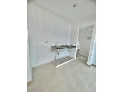 Apartamento de 3 alcobas en venta en Las Lomitas, Sabaneta, 64 m² · foto 3 de 17