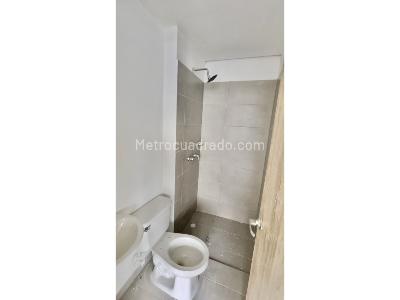Apartamento de 3 alcobas en venta en Las Lomitas, Sabaneta, 64 m² · foto 11 de 17