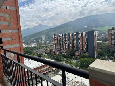 Apartamento de 2 alcobas en venta en Niquia, Bello, 60 m² · foto 8 de 20