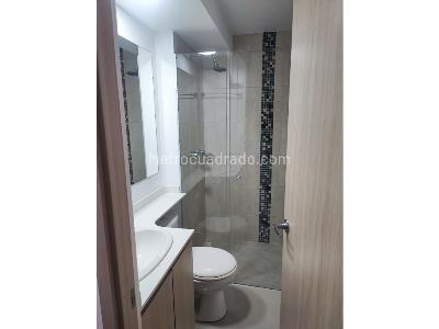 Apartamento de 3 alcobas en venta en Cabañas, Bello, 56 m² · foto 9 de 16