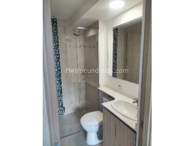 Apartamento de 3 alcobas en venta en Cabañas, Bello, 56 m² · foto 11 de 16