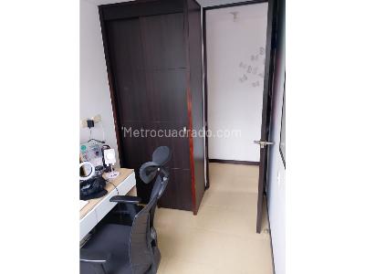 Apartamento en venta en La Mota, Medellín · foto 10 de 18