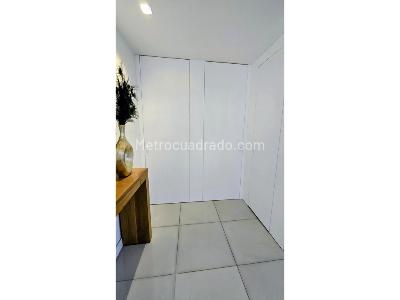 Apartamento de 3 alcobas en venta en Lorena, Medellín, 105 m² · foto 7 de 16