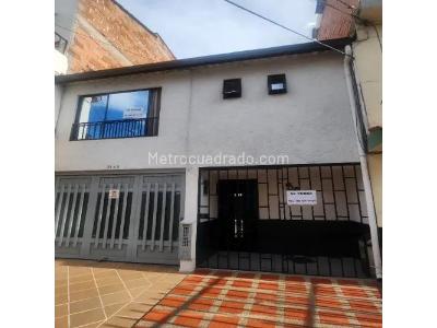 Casa de 3 alcobas en venta en Guayabal, Medellín, 81 m² · foto 6 de 9
