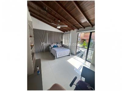 Casa de 4 alcobas en venta en Las Antillas, Envigado, 220 m² · foto 18 de 20
