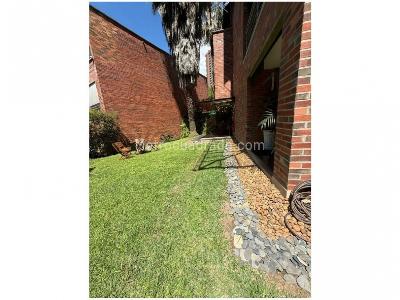 Casa de 4 alcobas en venta en Benedictinos, Envigado, 516 m² · foto 19 de 19
