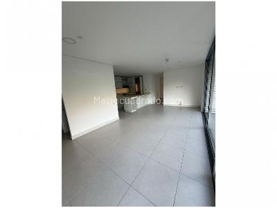 Apartamento en venta en Envigado, Envigado · foto 2 de 17