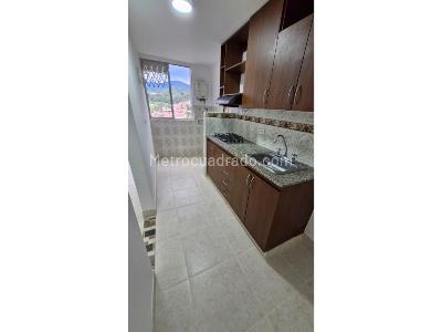 Apartamento en venta en Viviendas Del Sur, Itagüí · foto 3 de 20