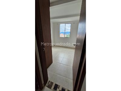 Apartamento en venta en Viviendas Del Sur, Itagüí · foto 18 de 20