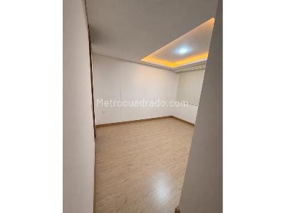 Apartamento en venta en Loma Del Indio, Medellín · foto 10 de 17