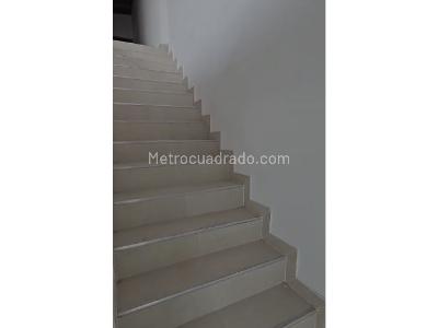Apartamento de 4 alcobas en venta en Cabañas, Bello, 135 m² · foto 13 de 20