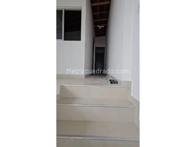 Apartamento de 4 alcobas en venta en Cabañas, Bello, 135 m² · foto 14 de 20