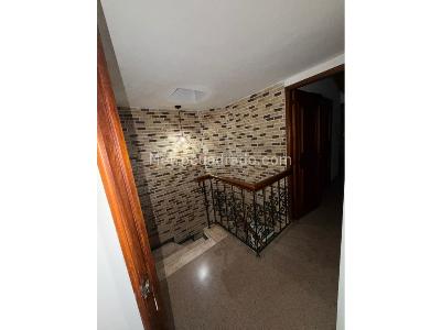 Casa de 3 alcobas en venta en La Mota, Medellín, 334 m² · foto 12 de 17