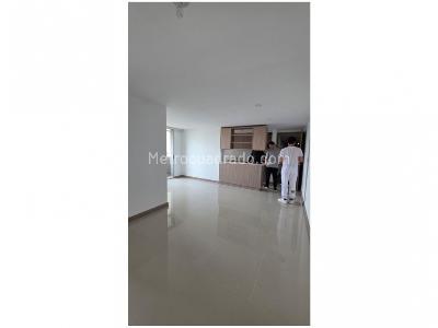 Apartamento en venta en Envigado, Envigado · foto 3 de 12
