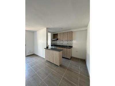 Apartamento de 3 alcobas en venta en Niquia, Bello, 56 m² · foto 2 de 12