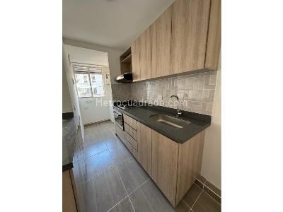 Apartamento de 3 alcobas en venta en Niquia, Bello, 56 m² · foto 12 de 12