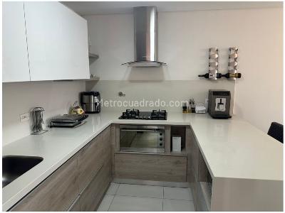 Apartamento en venta en Zuñiga, Envigado · foto 2 de 19