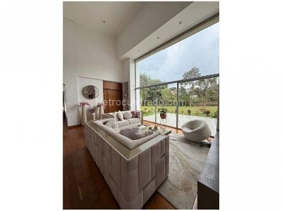 Casa de 4 alcobas en venta en El Escobero, Envigado, 450 m² · foto 6 de 20