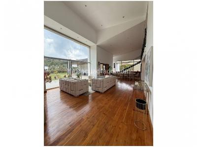 Casa de 4 alcobas en venta en El Escobero, Envigado, 450 m² · foto 8 de 20