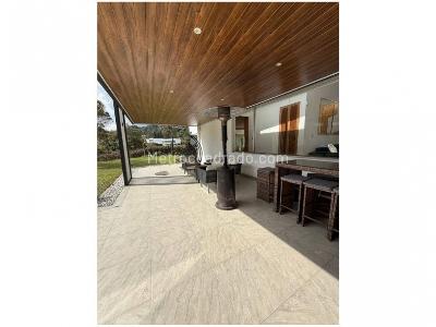 Casa de 4 alcobas en venta en El Escobero, Envigado, 450 m² · foto 15 de 20