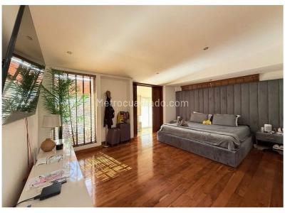 Casa de 4 alcobas en venta en El Escobero, Envigado, 450 m² · foto 16 de 20