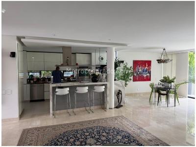 Casa de 3 alcobas en venta en Envigado, Envigado, 290 m² · foto 7 de 20