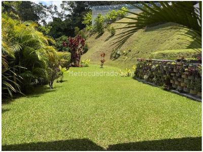 Casa de 3 alcobas en venta en Envigado, Envigado, 290 m² · foto 12 de 20